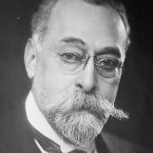 about 1920 Solomon Joel owner of Moulton Paddocks